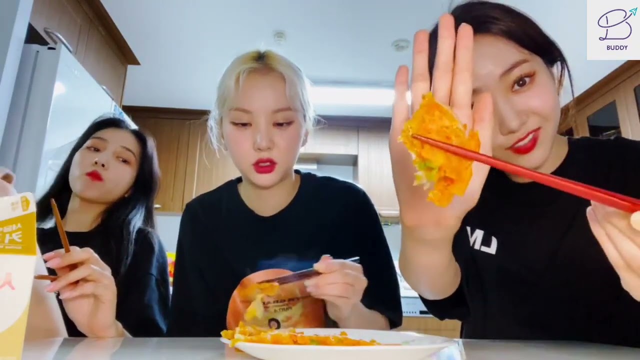 [200828] GFRIEND - 화목한 우리집🥰 (Happy_Family🥰) (VLIVE)