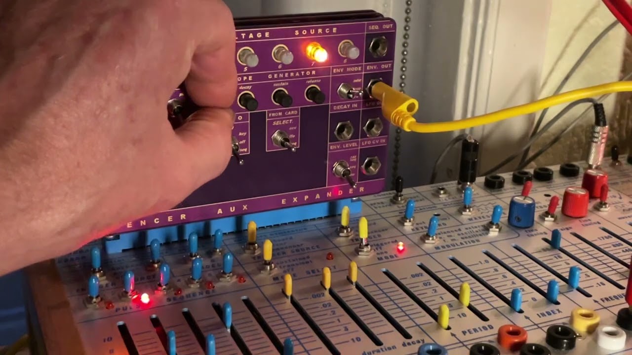 Arp riff. Buchla 208 / 