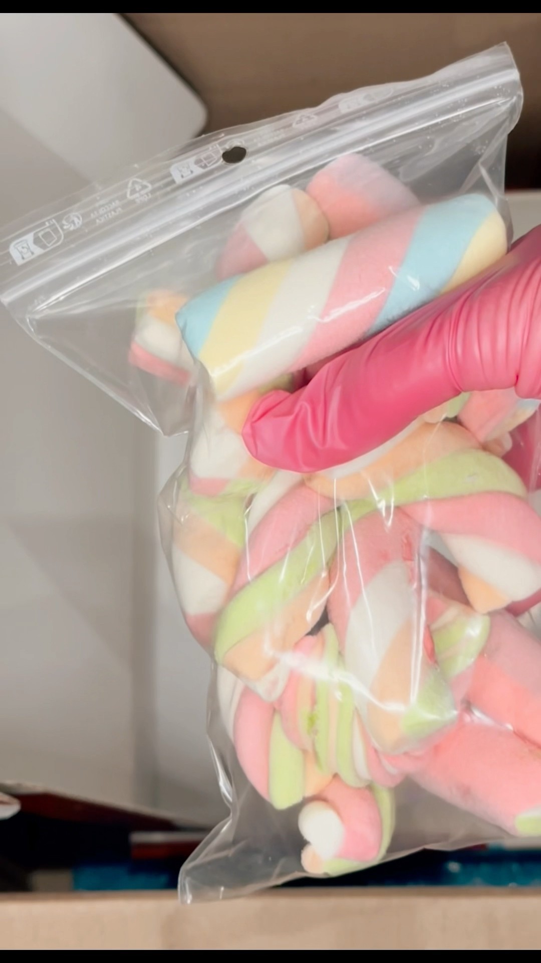 ?Pour Josiane et Jean Pierre?? #candycrazy