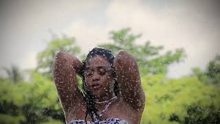 Jholy Paredes - Sexy Bath Outdoor // @the.girl.framedr