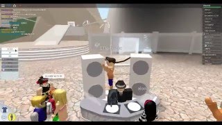 Roblox Water Park screenshot 4