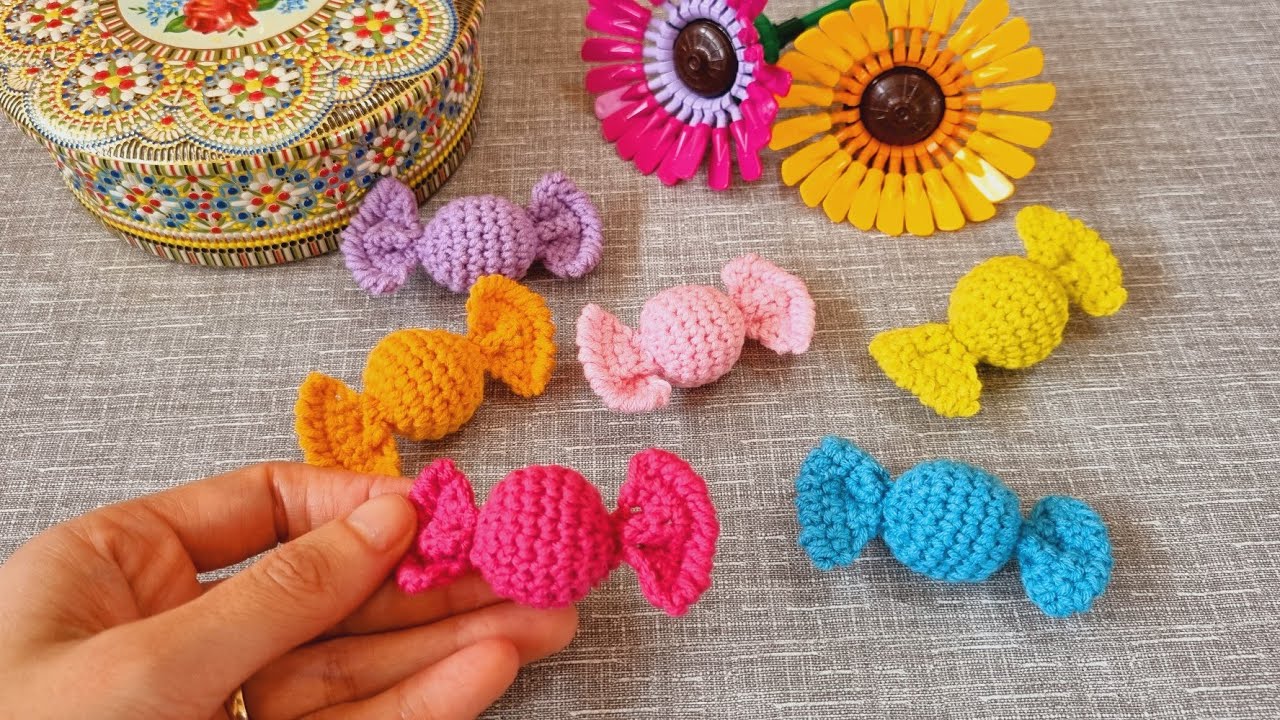 Amigurimi Bayram Şekeri Toka / Anahtarlık  Süs Yapımı