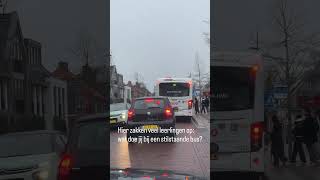 Hier Zakken Veel Leerlingen Op Wat Doe Jij Bij Een Stilstaande Bus?