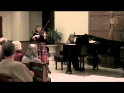 Marta and Danuta Szlubowska playing Wieniawski's Mazurka - "Kujawiak"