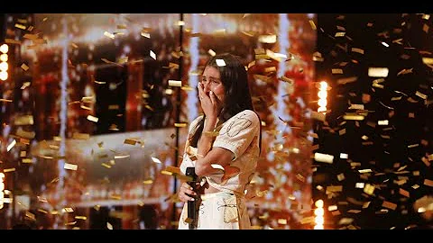 Golden Buzzer: Heidi Klum Becomes Emotional to Lily Meola's Original Song "Daydream" | AGT 2022