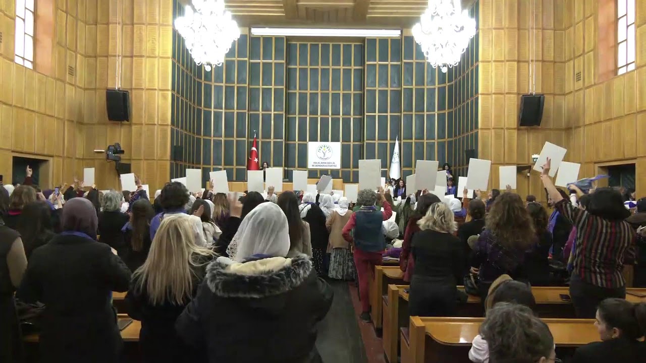 Eş Genel başkanımız Tülay Hatimoğulları, Meclis Kadın Grubu toplantımızda konuşuyor