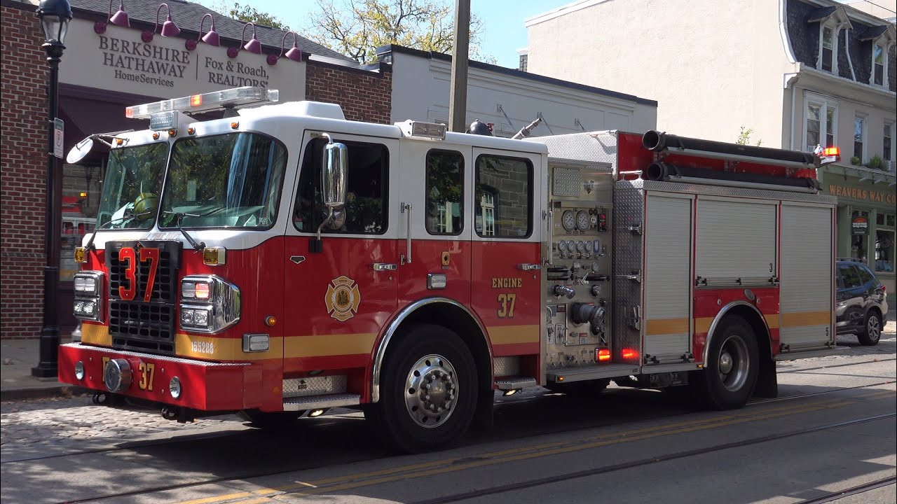 Philadelphia Fire Department Engine 37 Responding - YouTube