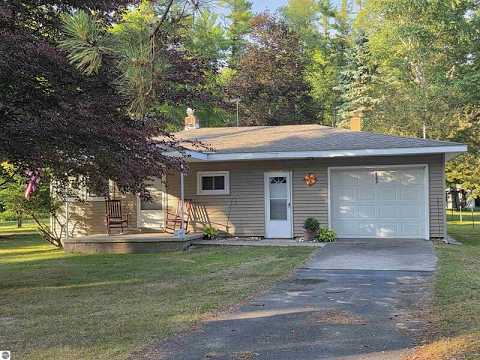 6302 Loud Drive, Oscoda, MI home video tour