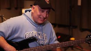 Bassist Tony Senatore Unique Approach to 12-String Bass (1 of 2) #basslesson #basslesson #bass