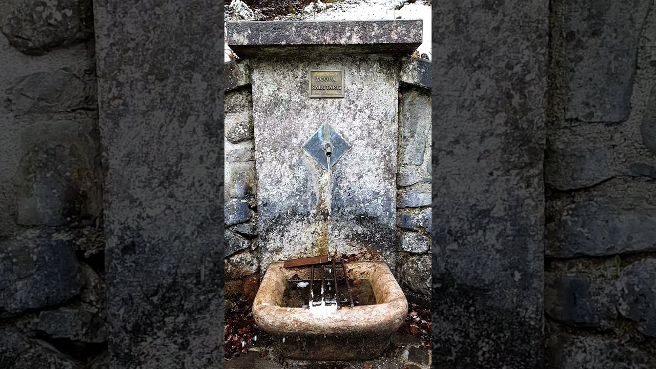 "Acqua Salutaris" fountain located in Calalzo di Cadore, Italy ...