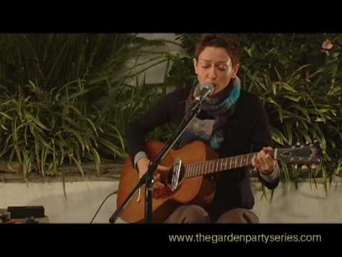 SIMONE WHITE "Mary Jane" - THE GARDEN PARTY