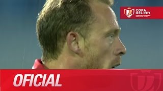 Chut de Krohn-Dehli que se estrella en el lateral de la red