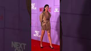 Kapoor Hot Vertical Look Vaani Kapoor Hot Legs Show