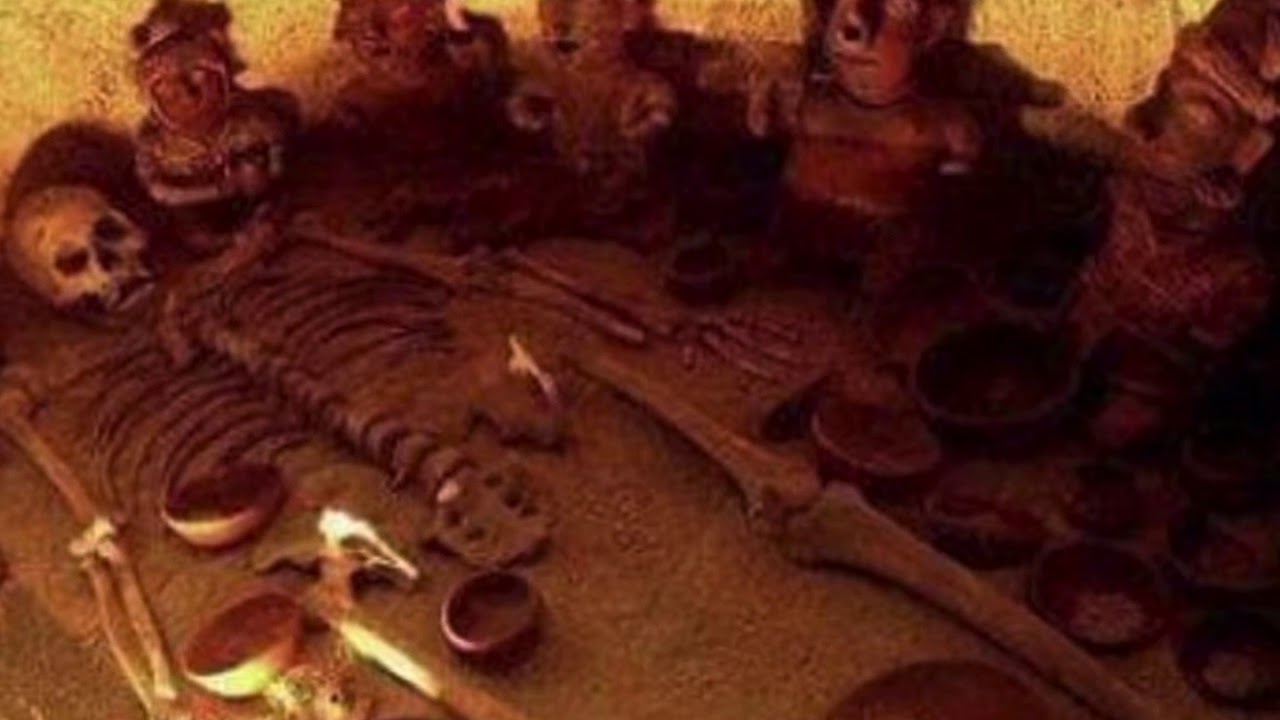 Tumba de Tiro YouTube