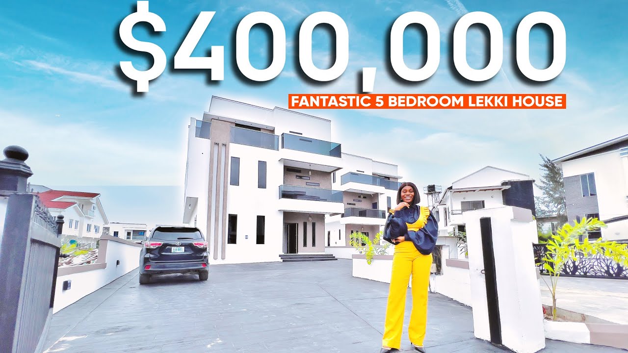 Touring A ₦250,000,000 Fantastic 5 Bedroom House with 2 BQs and Swimming Pool In Lekki