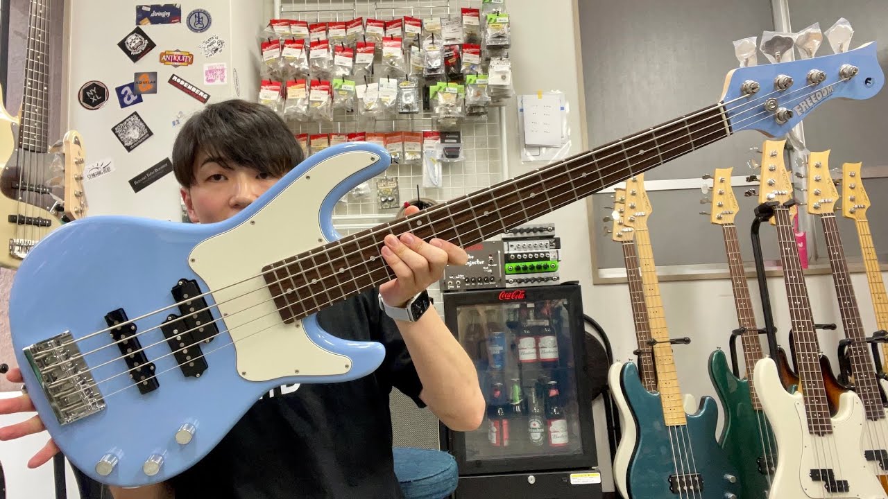 freedom5弦 bass