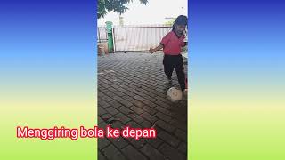 Teknik Menggiring Bola - PJOK Kelas 2 SD