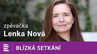 Lenka Nová na Dvojce: Mám osobní písně a při nich mi boty překáží
