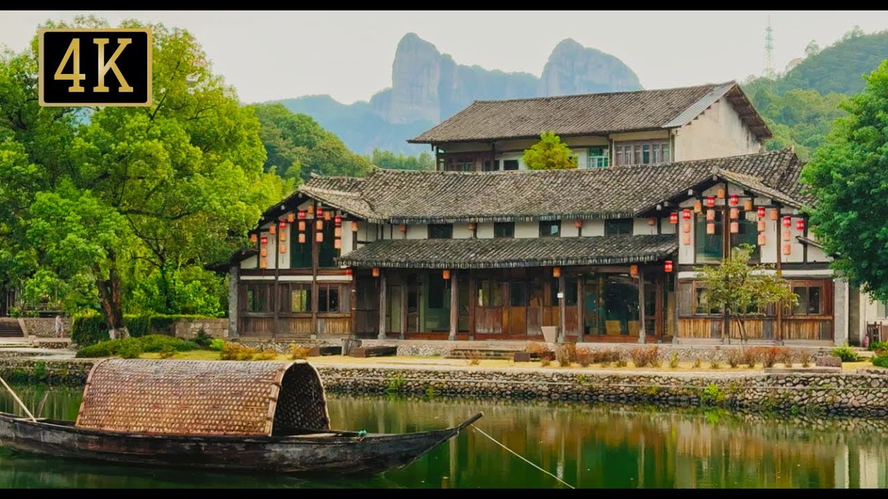 Rainy Walk in an Ancient Chinese Village Built on a Dike | Like Stepping Into an Ink Painting | 4K