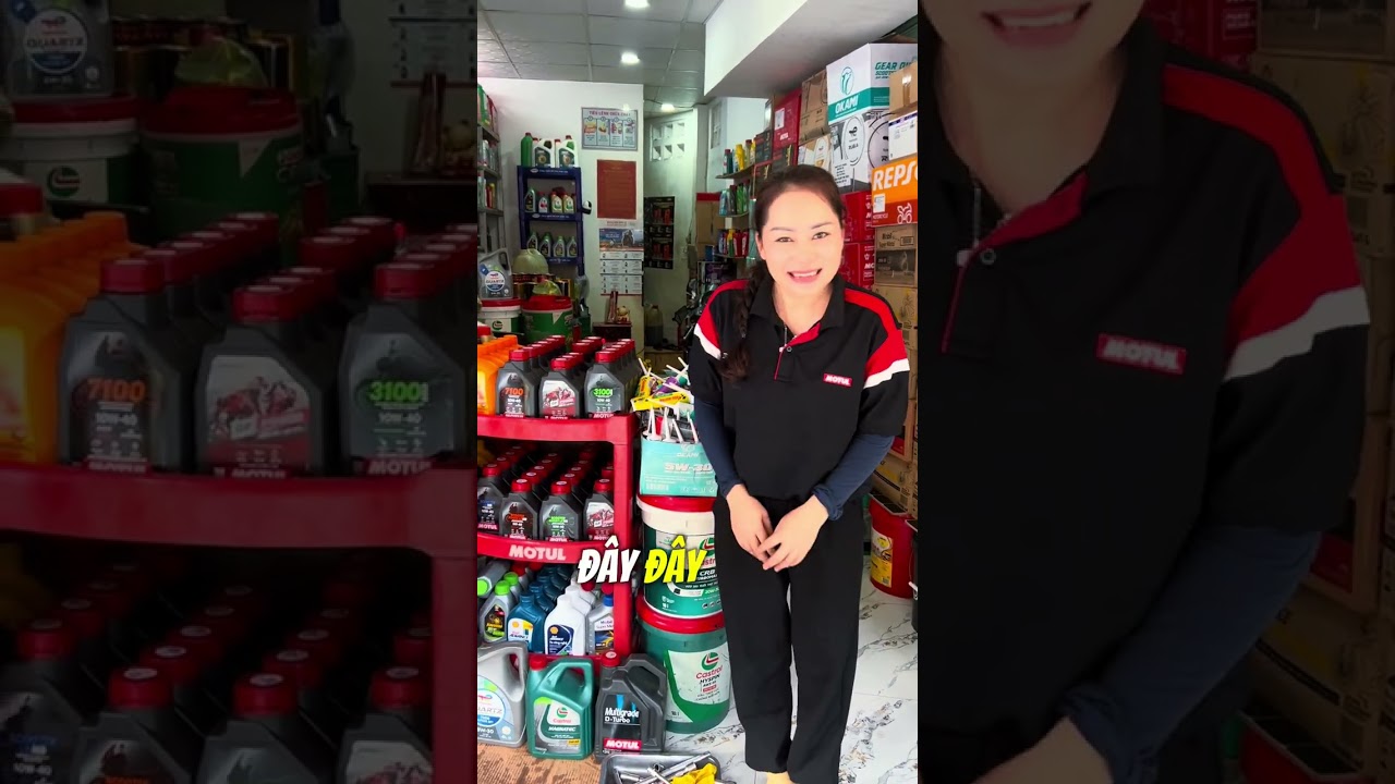 Dạo Phố Chợ SG Ngày 10 Tết