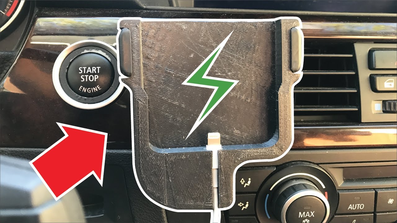 3d printed car vent phone holder. 