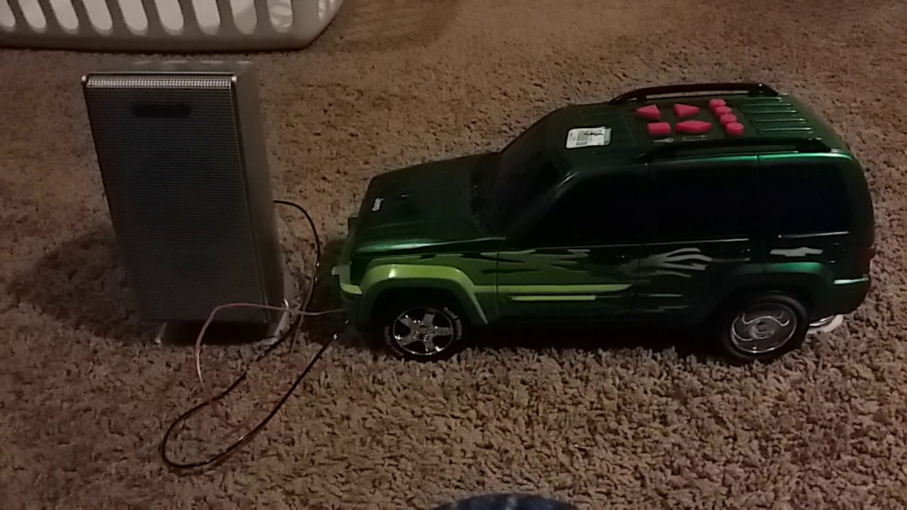 Road Rippers it comes back Jeep Liberty with speaker modification