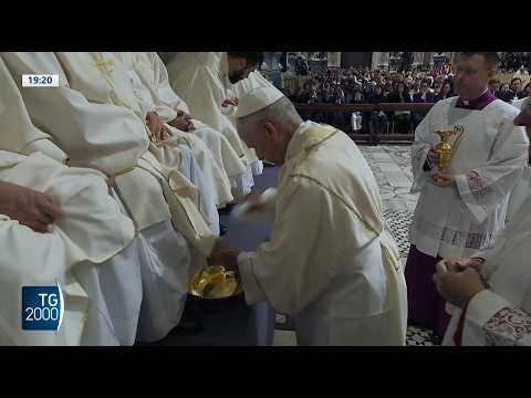 Video Papa Leone celebra Messa in Coena Domini con lavanda dei piedi
