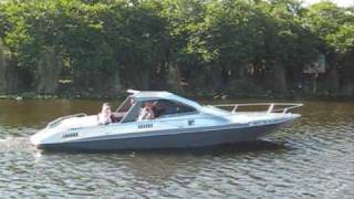 Moonraker 2 James Bond replica Glastron CV23 speed boat part 4