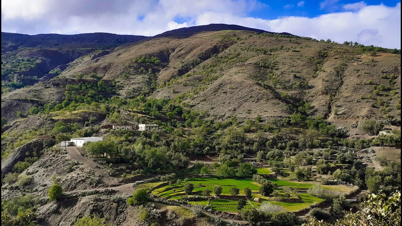 رحلة إلى أعماق جبال الريف و روعة الحياة المزدهرة فيه