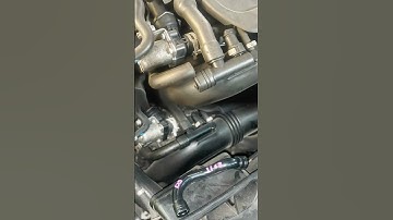 อาการยอดฮิต #M271EVO ข้อต่อท่ออากาศขาด !! #mercedes 📲 091-407-6556 #อู่ช่างดำนิวต้อม #ซ่อมเบนซ์