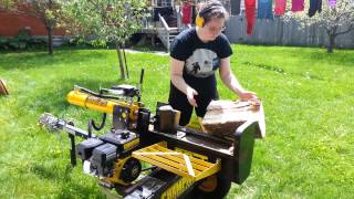 Champion 20 Ton wood splitter - YouTube