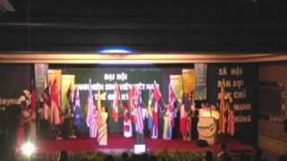 Opening Ceremony - Parade of Flags and Anthems - Fifth International Vietnamese Youth Conference