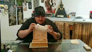What The hell's In The Box Ep2 (HAKUNA BOX)