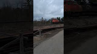 CN 8882 West (CN A435) Passing By Milepost 26.63 On The CN Halton Subdivision 04/13/26