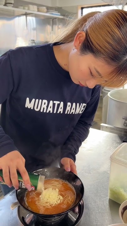 tomato-ramen-popular-in-japan-her-name-is-arisu-japan-japanesefood