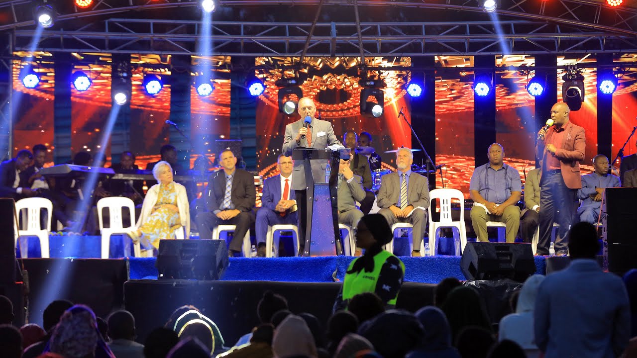 THE LUNCH HOUR SERVICE//AP.JOHN ARUHO//DAYSTAR  CATHEDRAL MBARARA