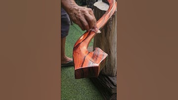 Apply oil on the rosewood hexagonal axe handle