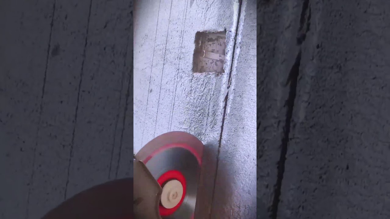 neat wall splitting technique following the line markings 