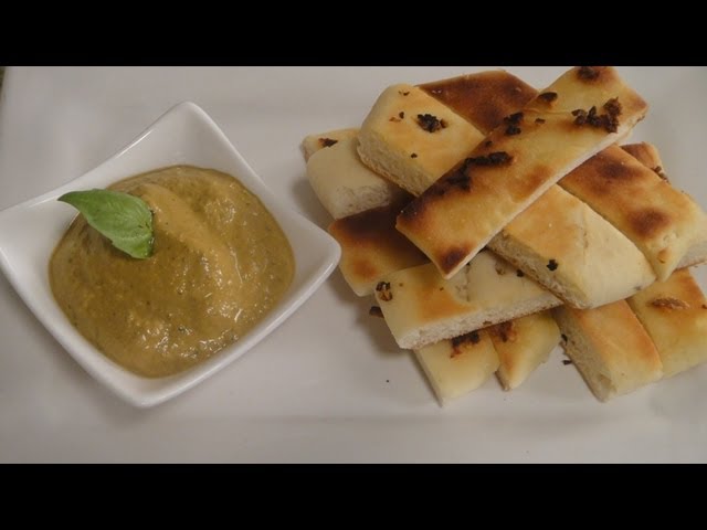 Pita with Roasted Bell Pepper and Walnut Dip | Sanjeev Kapoor Khazana