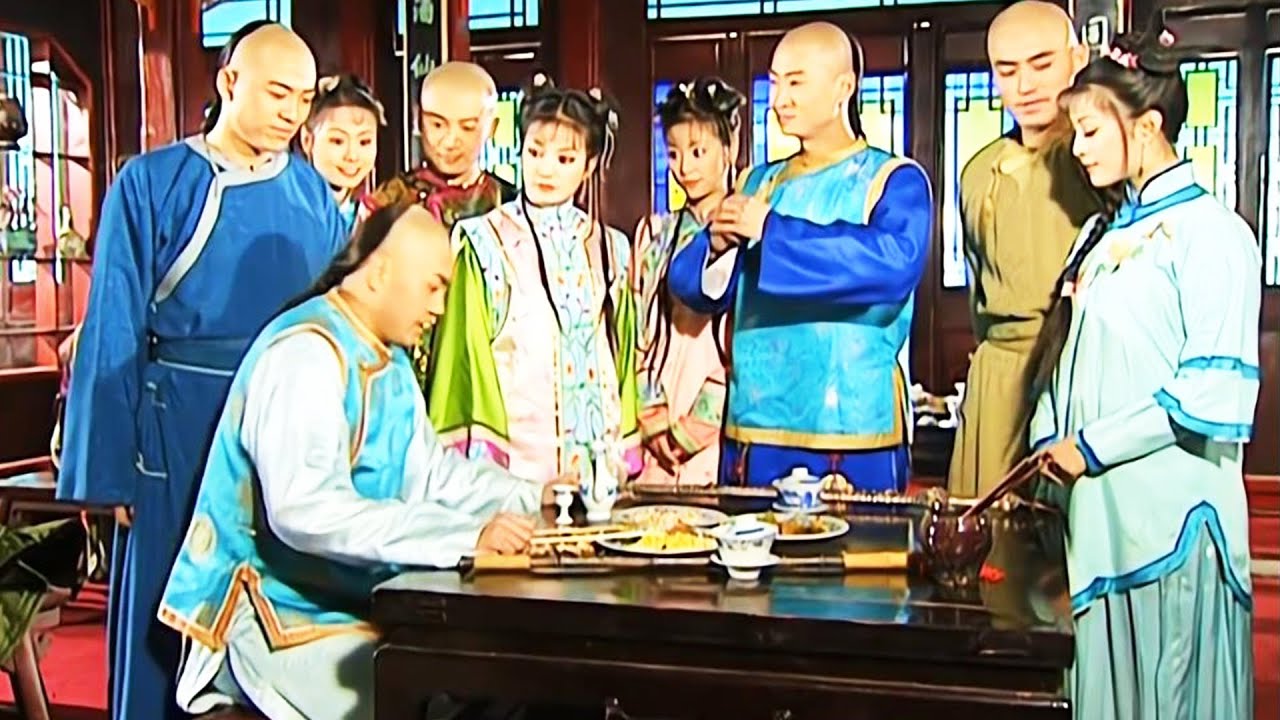 灰姑娘沒意識到眼前這個神秘男人是她失散多年的親哥哥，被他暗暗保護著！💕Chinese Television Dramas #瓊瑤 #趙薇 #還珠格格 #林心如