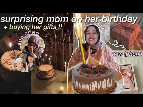 Surprising mom on her birthday🎊🎂💐|فاجئنا ماما فعيد ميلادها و شرينا ليها هدايا و هاتف جديد🕯️🎁بكات..😭