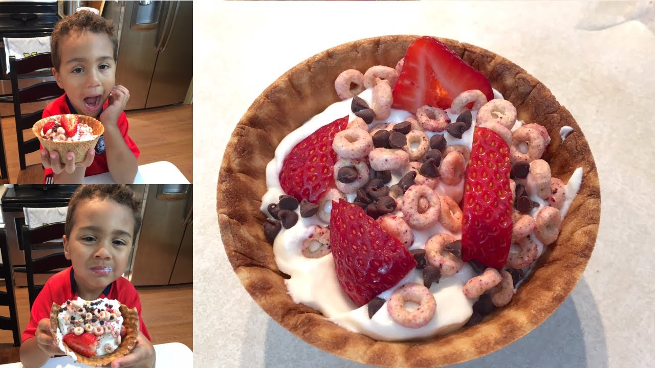 Breakfast Sundaes With Fruit, Yogurt and Cheerios Cereal: Healthy Kid Friendly Breakfast Recipes