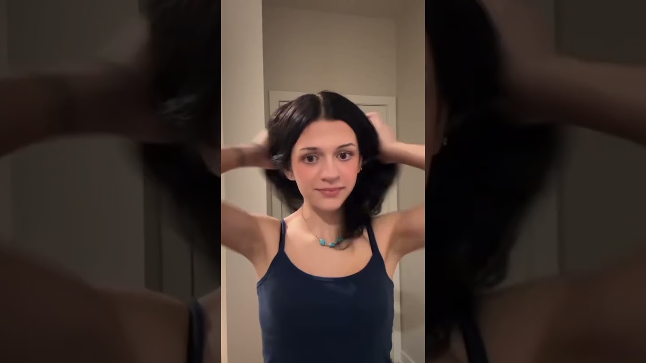 My beautiful sister is live TikTok and YouTue 189