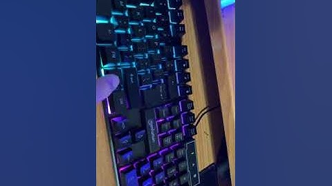 Manhattan Wired Membrane Gaming Keyboard Review, Bright lights and easy to change pattern