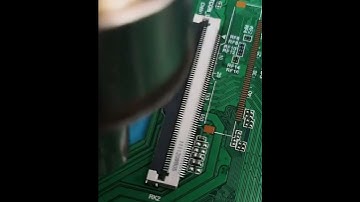 Desoldering fpc flex cable connector #jlcpcb #shorts #short #youtubeshorts
