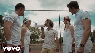 Video thumbnail of "Dirk van der Westhuizen - Die Tennis Tune ft. Sorina Flooze"