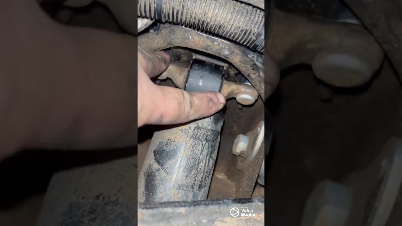 Rough Country leveling kit 2020-2023 Chevy 2500hd (torsion keys and shock extenders)