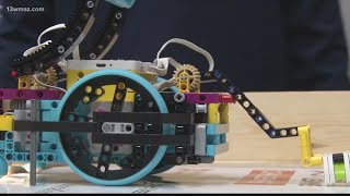 School of the Week: Stratford Academy creates new robotics curriculum for middle schoolers screenshot 5