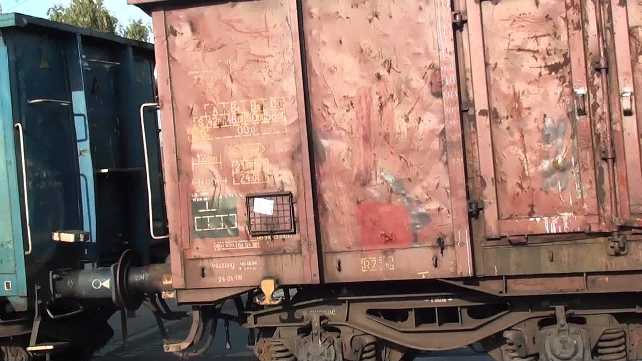 SM30-737 wypycha węglarki z ciepłowni Grudziądz.