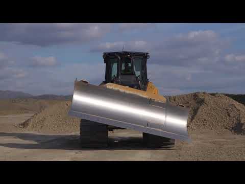 Cat® D5 Dozer VPAT Blade Range of Motion